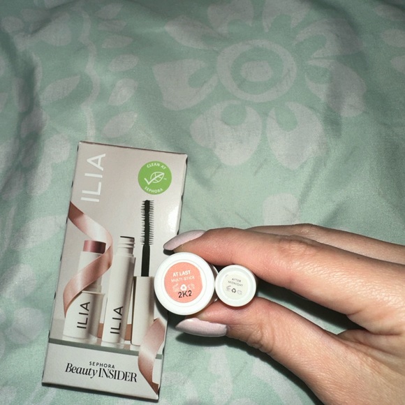 ✨ NEW ILIA Limited Edition Birthday Gift Multi-Stick and Mascara + FREE SAMPLES! - Picture 11 of 12